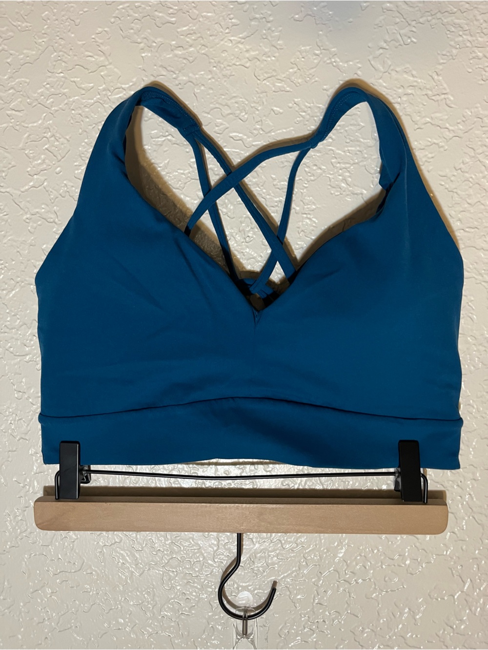 Athleta Solace Keyhole Sports Bra A-C – Best fit Medium – Like New